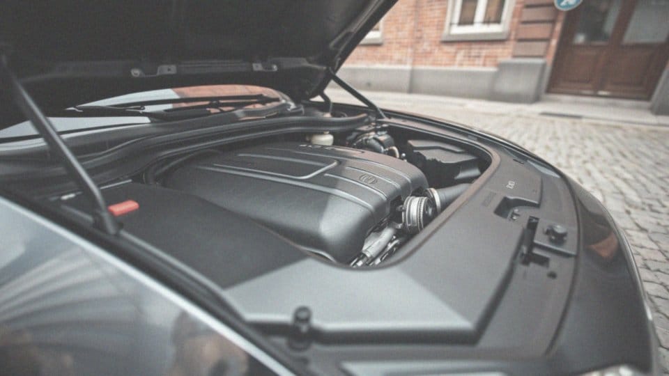 Jaguar XF jaki silnik wybrać? Przewodnik po jednostkach napędowych