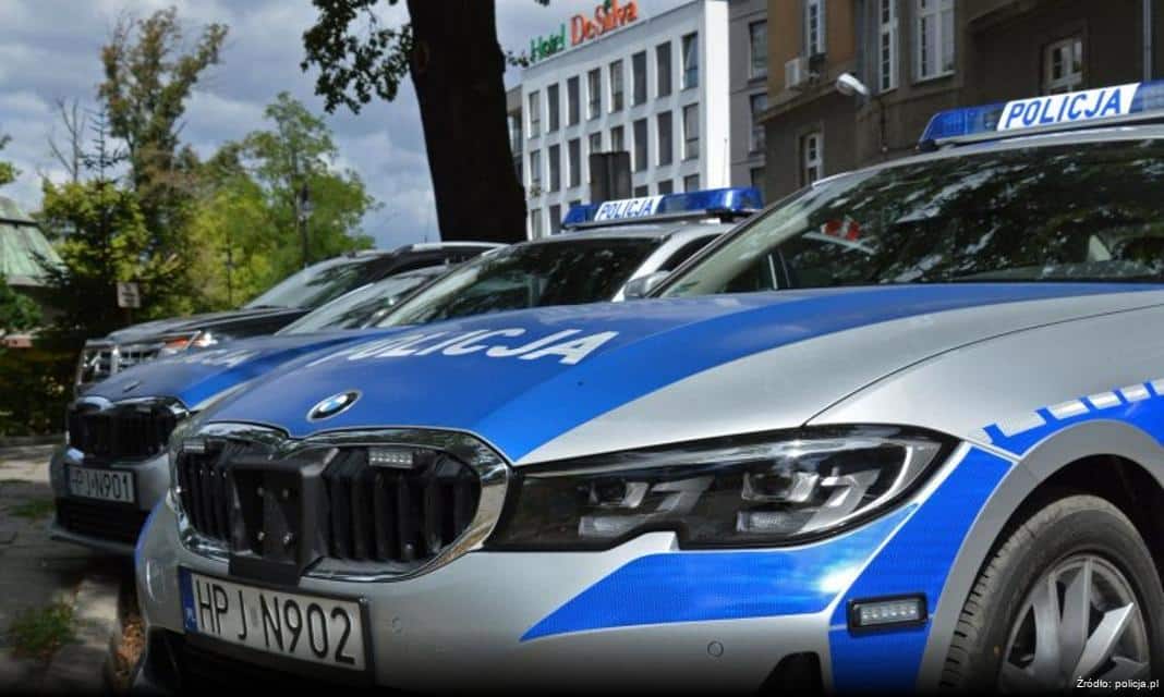 Odzyskanie skradzionych pieniędzy i dokumentów przez sochaczewskich policjantów